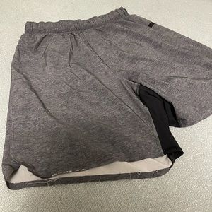 Lulu lemon surge short